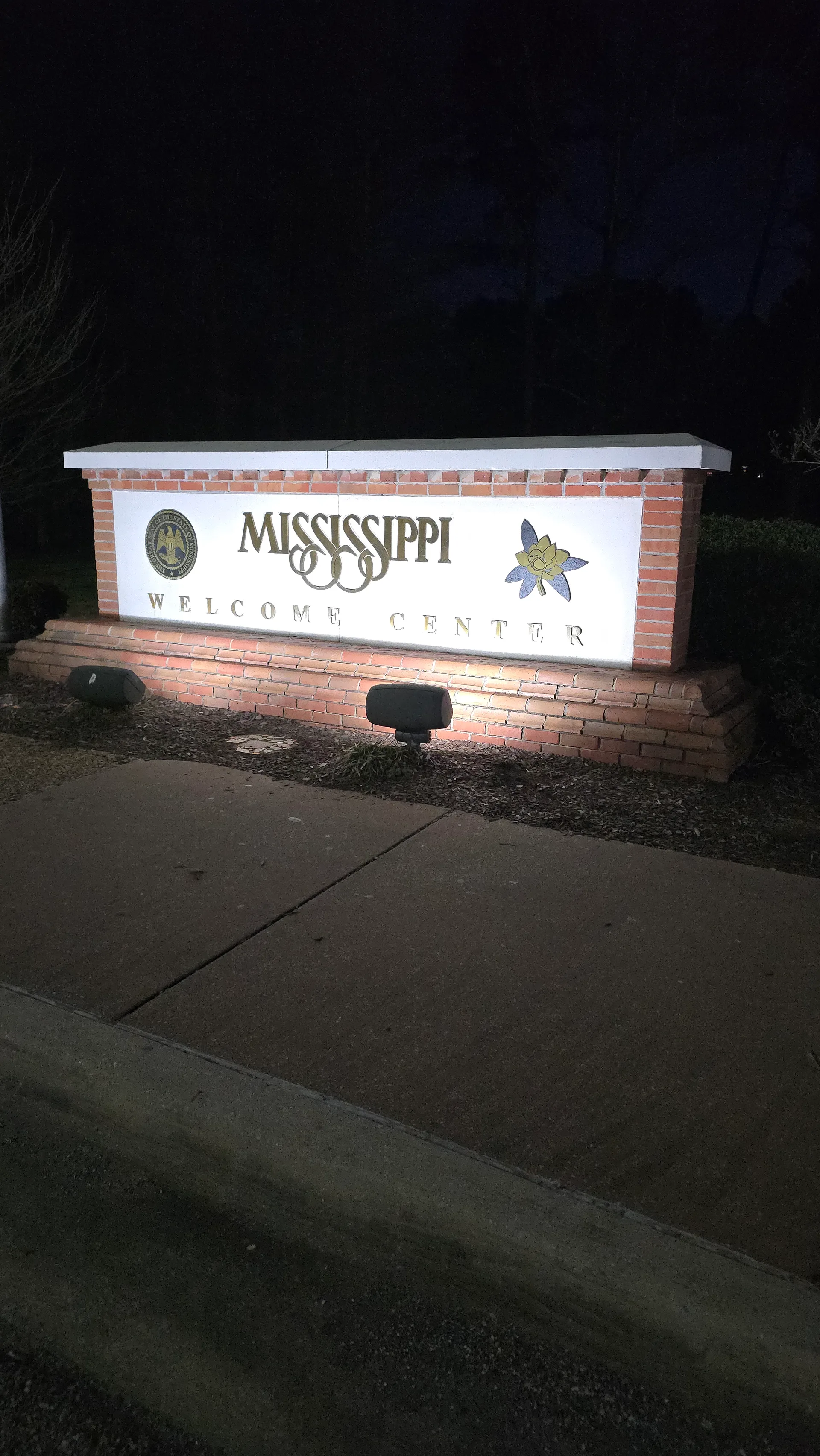 Welcome to Mississippi sign